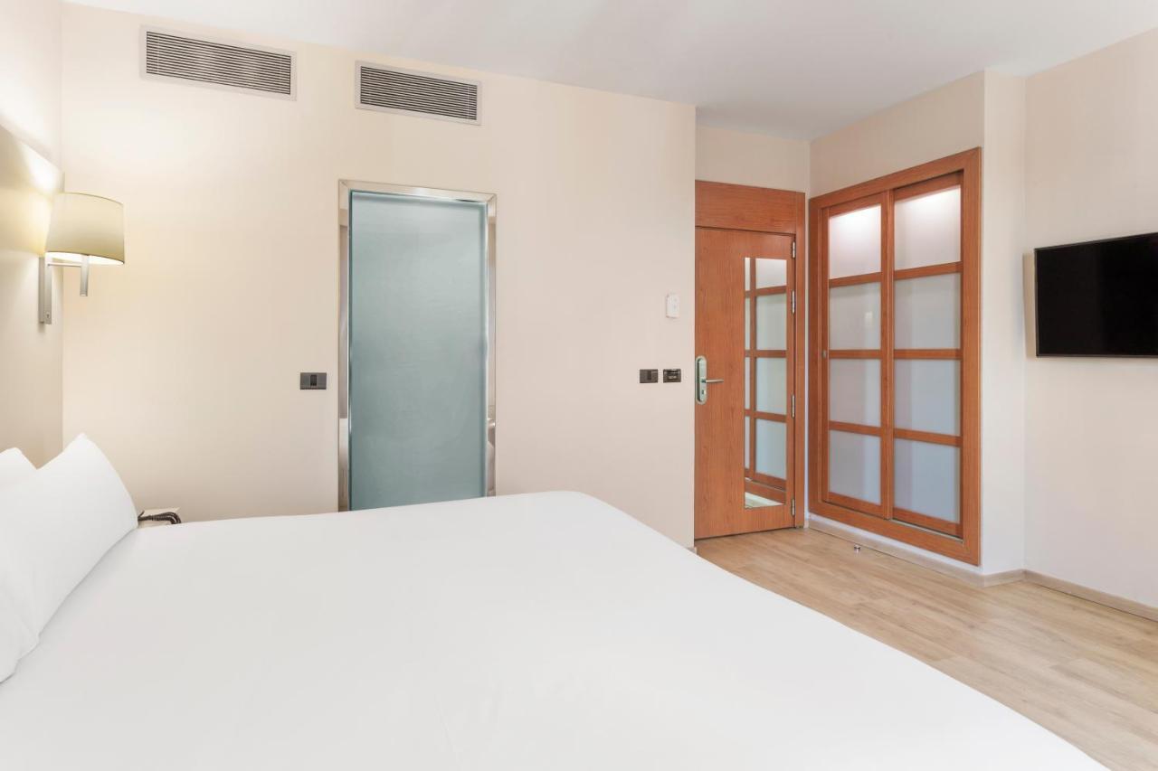 B&B Hotel Elche Luaran gambar