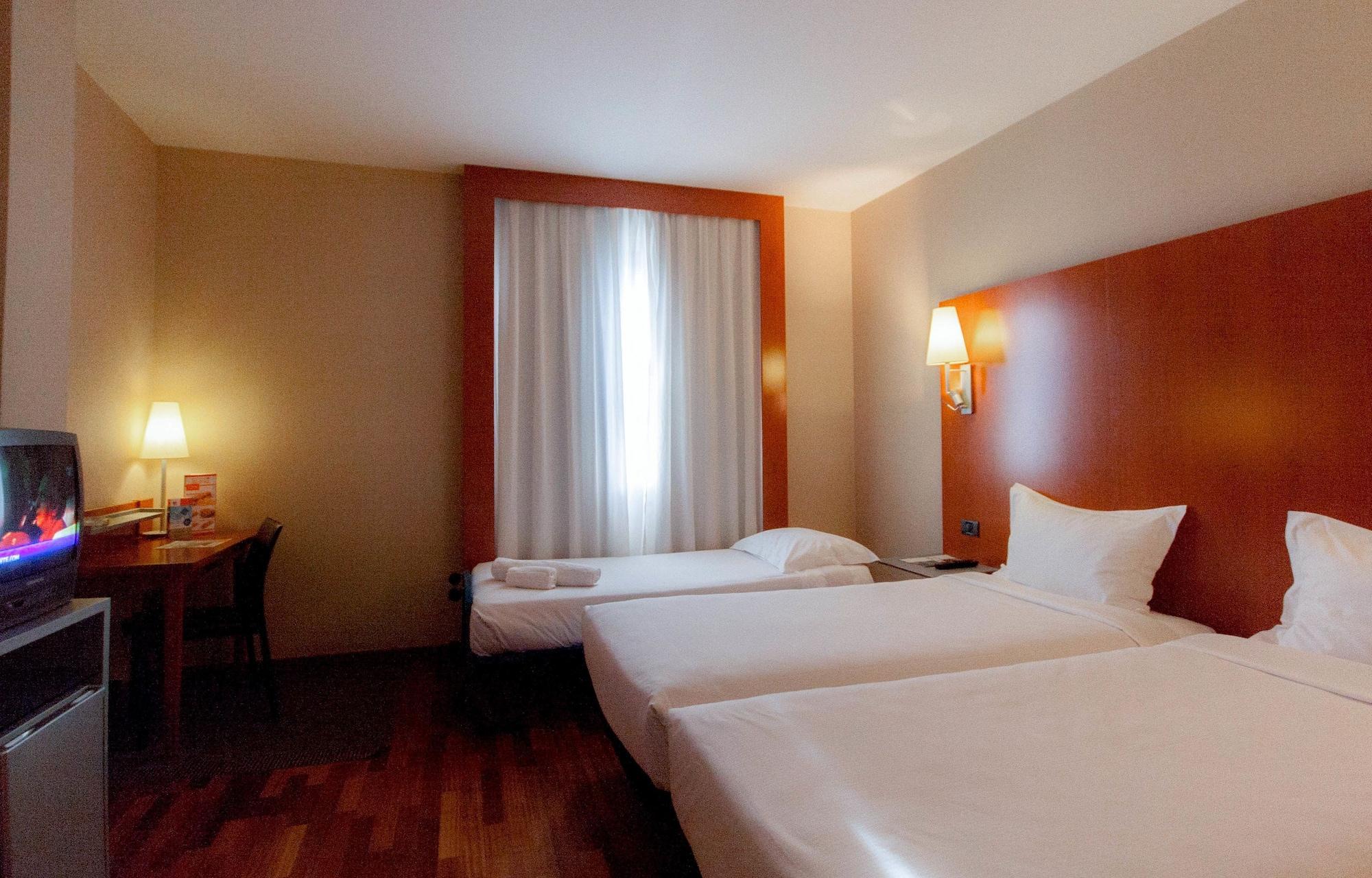 B&B Hotel Elche Luaran gambar